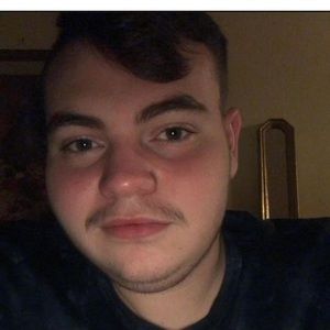 Meet your Posher, Dakota